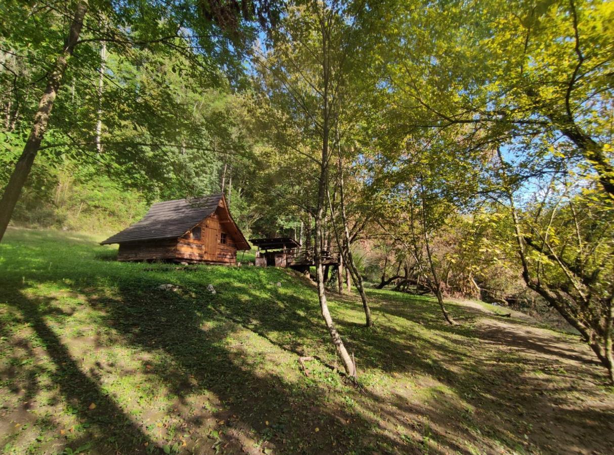 Hotel Kolibe - Robinson Camp Kupa Netretic Exterior foto